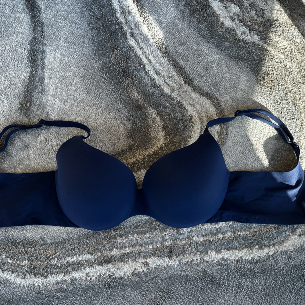 Victoria's Secret Lined Perfect Coverage Bra/34D